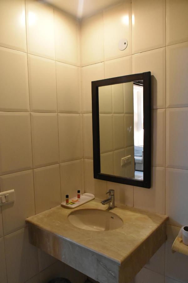 Hotel Lohias Delhi Airport New Delhi Extérieur photo