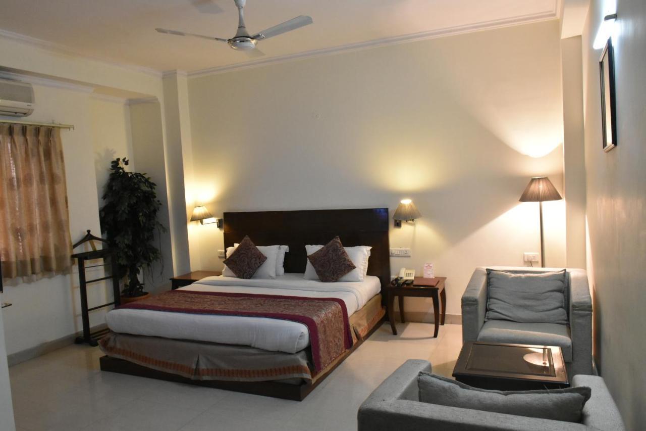 Hotel Lohias Delhi Airport New Delhi Extérieur photo